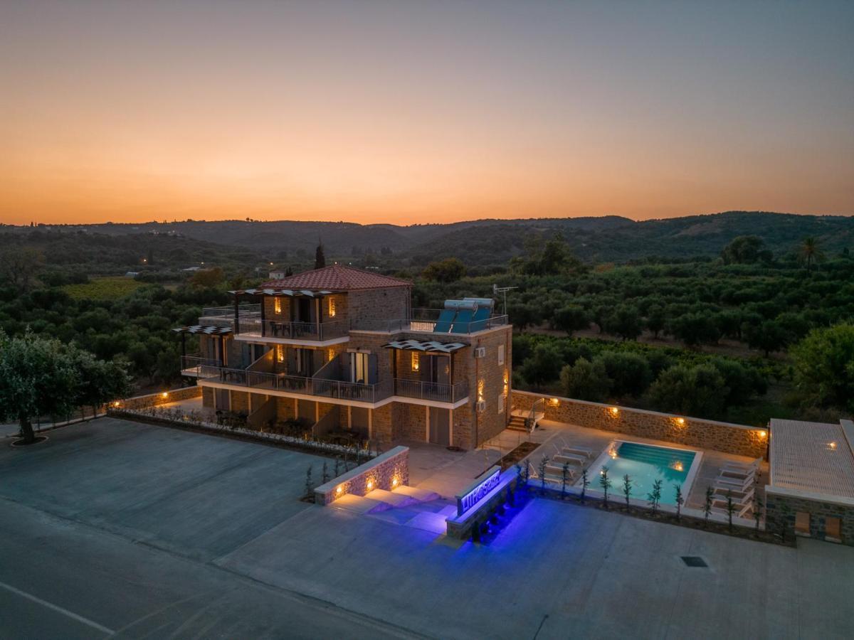 Lithos Suites Finikounta Exterior foto