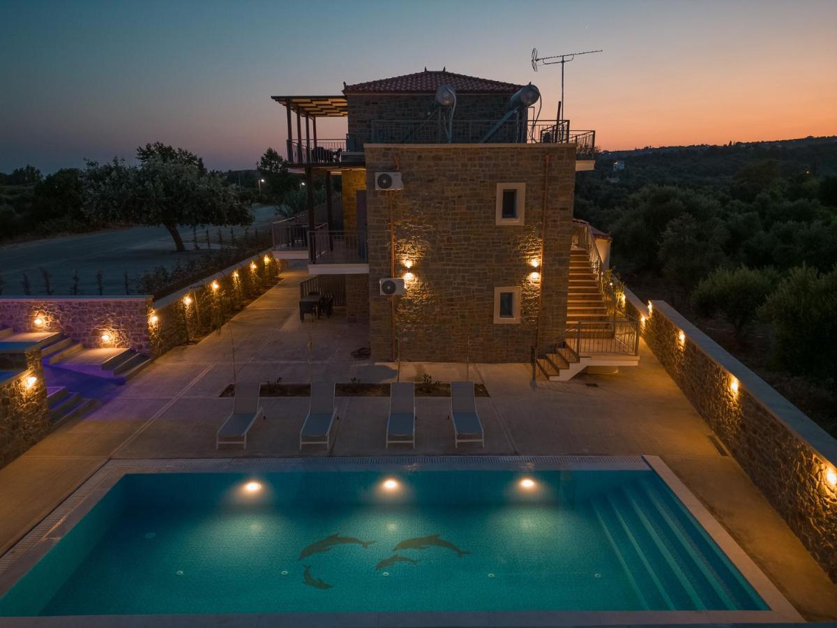 Lithos Suites Finikounta Exterior foto
